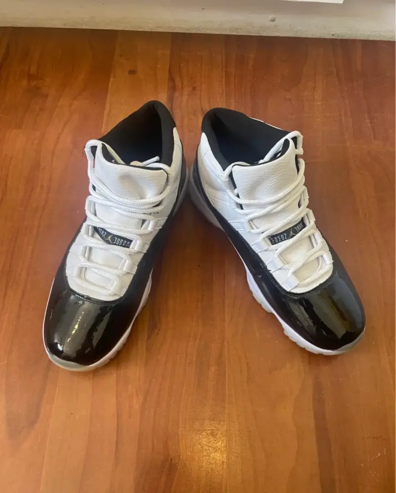Zapatillas Jordan G5 deportivas blancas y negras - 3