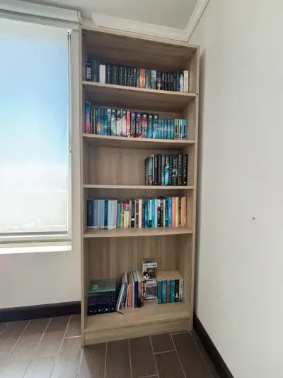 Estantería de madera alta - miniatura 2