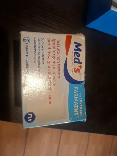 Vendas adhesivas Med's y gasa no tejida - miniatura 1