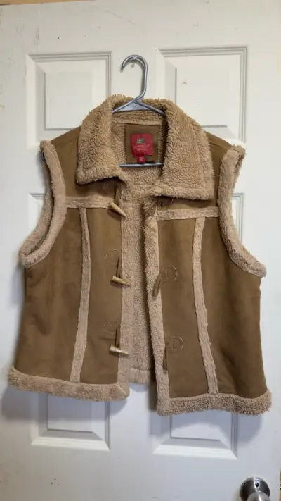Chaqueta sin manga  de piel café - miniatura 1