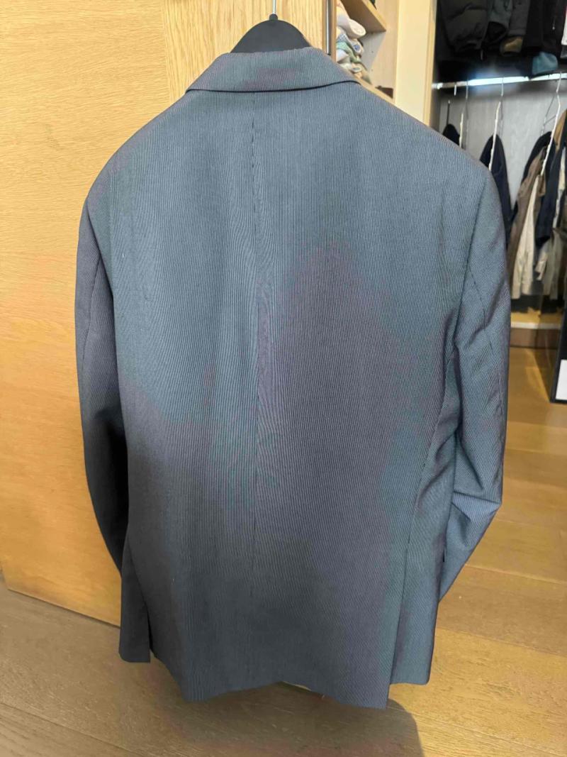 Traje gris elegante - 2