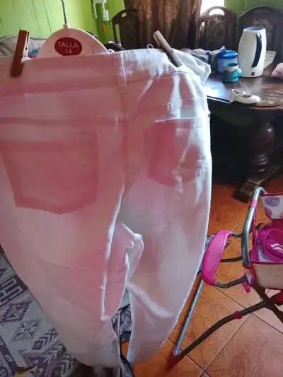 Pantalón blanco casual - miniatura 3