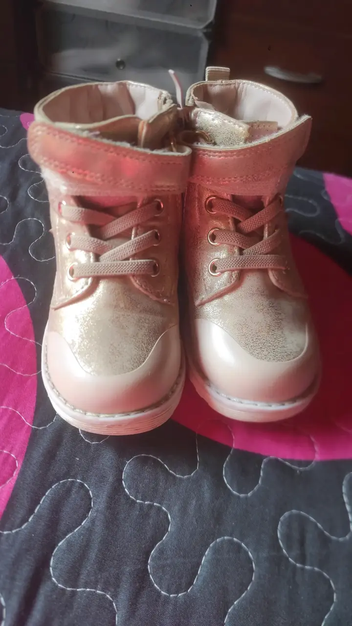 Botines rosados con brillantes - 3
