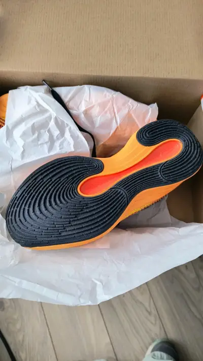 Zapatillas deportivas naranjas - miniatura 3