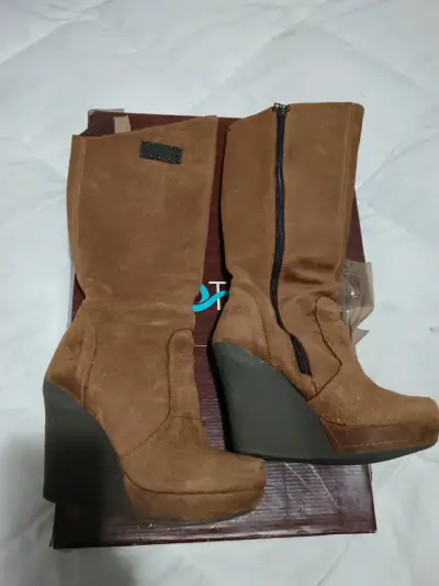 Botas de gamuza marrón con plataforma - miniatura 1