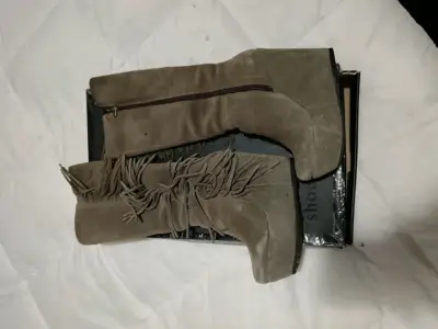 Botas de gamuza con flecos - miniatura 2