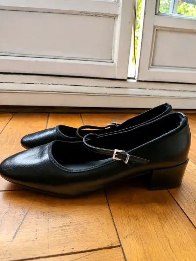 Zapatos negros de tacón bajo talla 39 - miniatura 1
