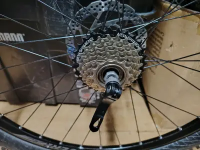 Rueda 27.5 trasera de bicicleta MTB - miniatura 3