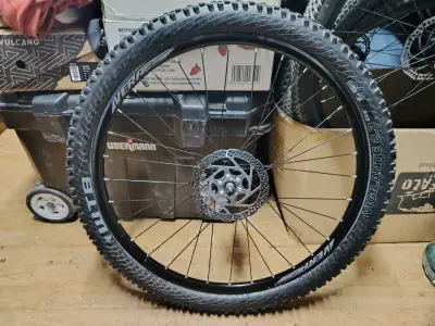 Rueda 27.5 trasera de bicicleta MTB - miniatura 4