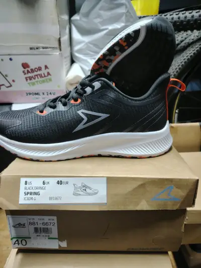 Zapatillas deportivas hombre 25mil cada par - miniatura 4