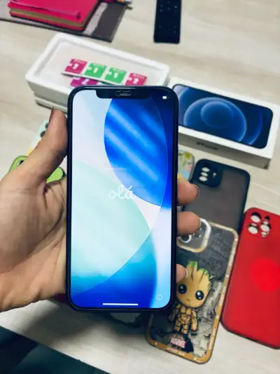 iPhone 12 - miniatura 2