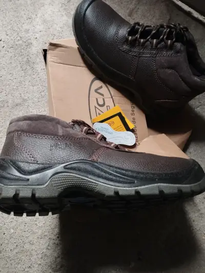 Zapatos de seguridad marrones - miniatura 1
