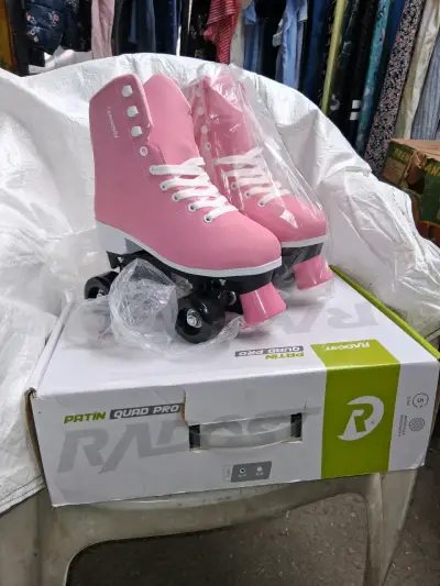 Patines quad rosas nuevos - miniatura 1