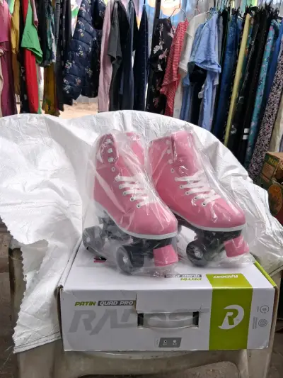 Patines quad rosas nuevos - miniatura 2