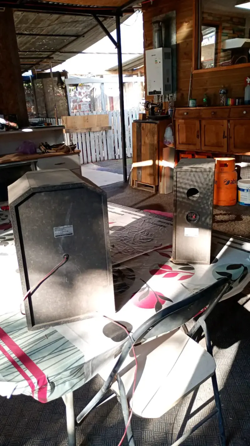 Parlantes Sony grandes - 3