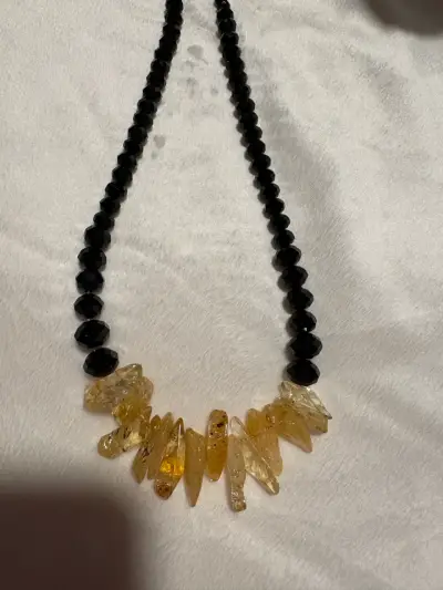 Pantalones negros efecto cuero - miniatura 5