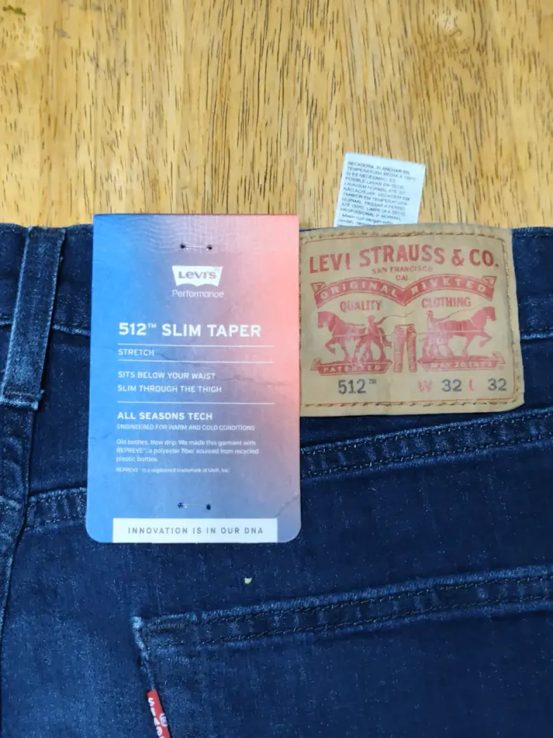 Jeans Levi's azul oscuro nuevos - 4