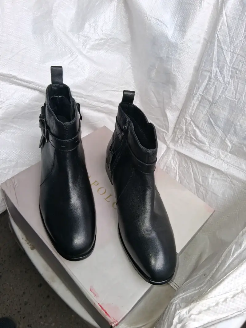 Botines negros Apology - 2
