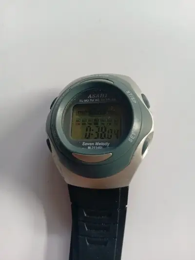 Reloj digital Asahi gris - miniatura 1