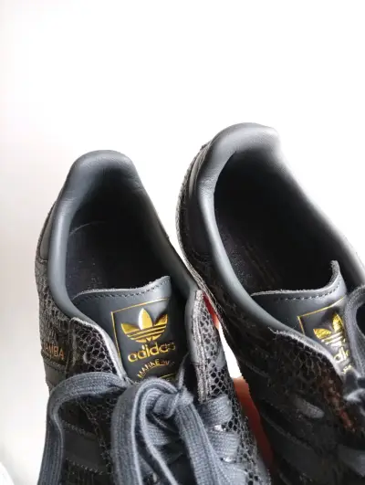 Zapatillas negras Adidas Samba - miniatura 3