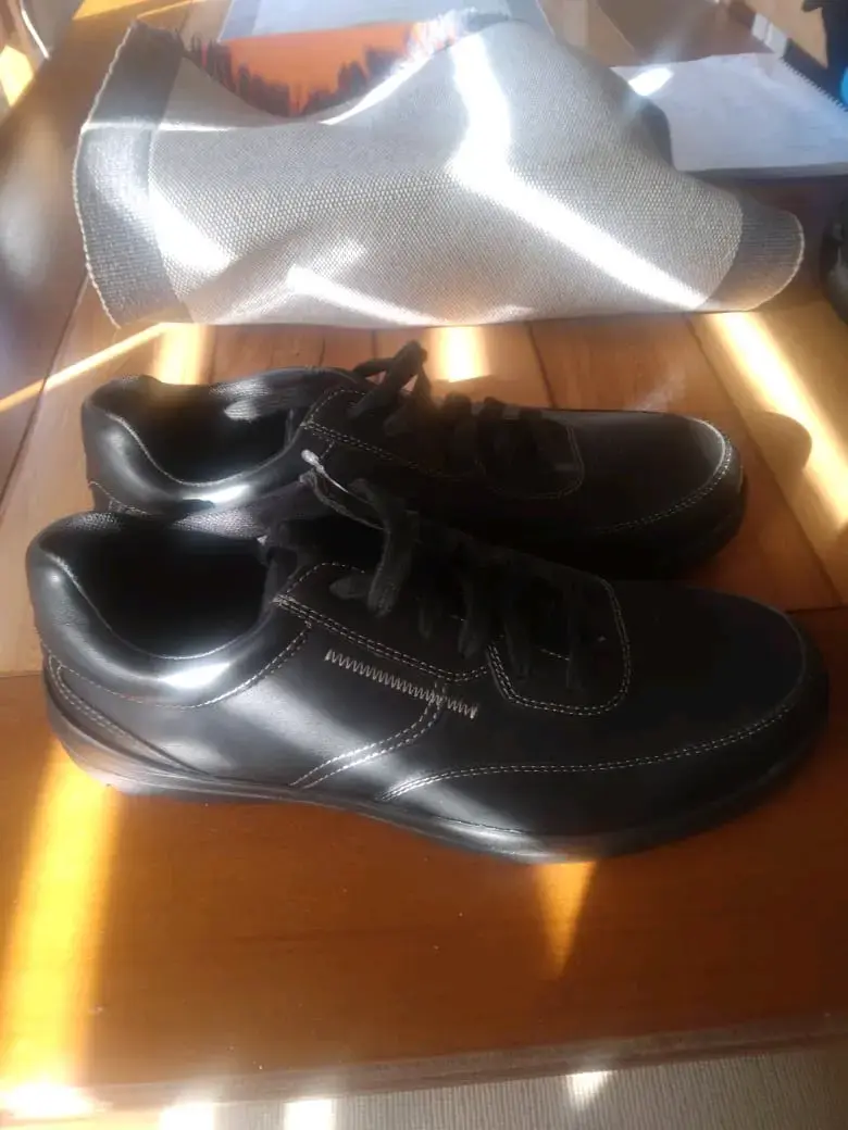 Zapatos negros de cuero - 1
