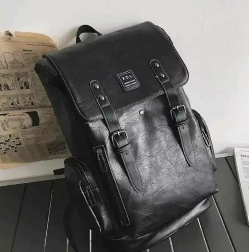 Mochila negra de cuero sintético 24L - 3