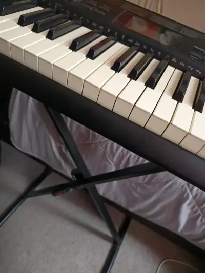 Teclado electrónico casio ctk-1150 con soporte - miniatura 3