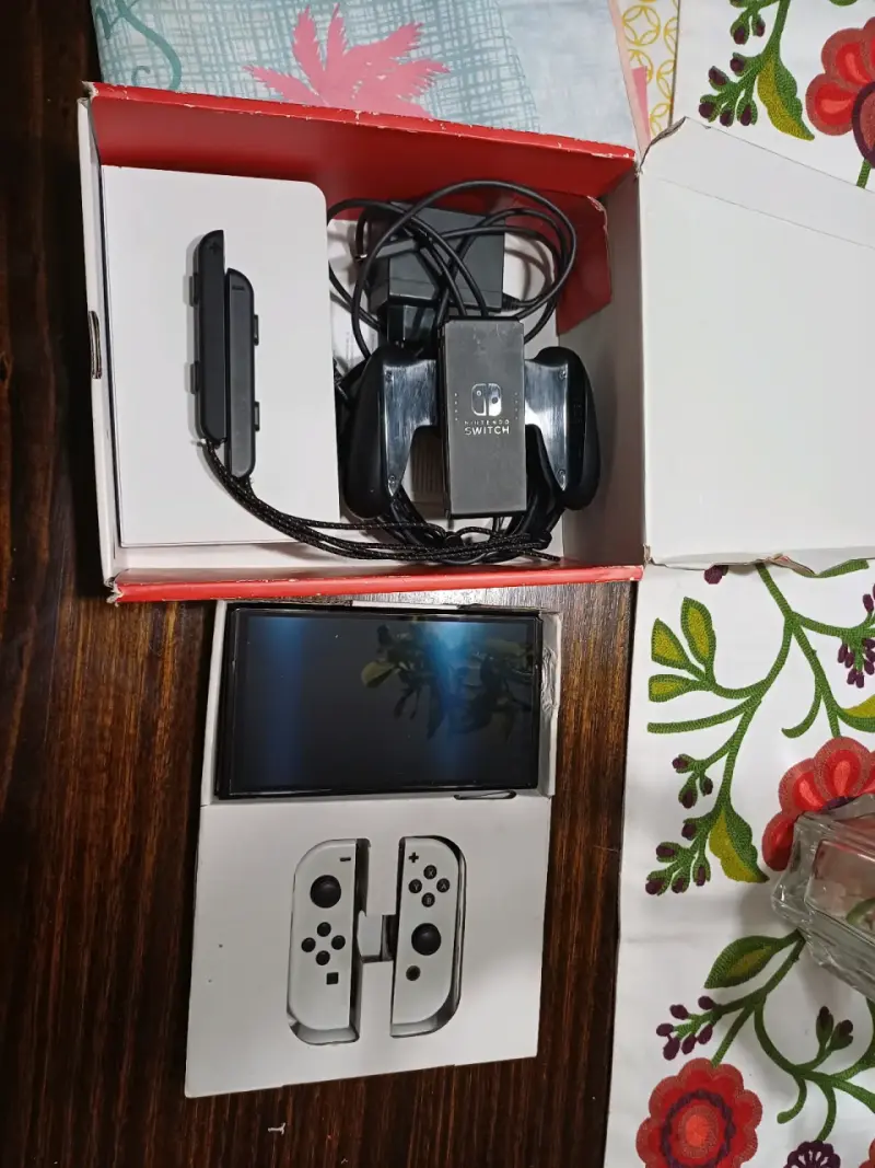 Consola Nintendo Switch completa - 3