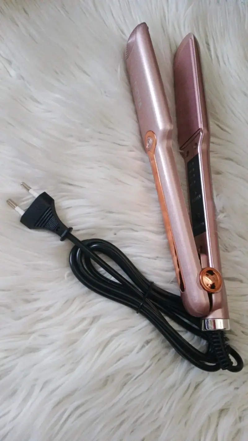 Plancha de pelo rosada