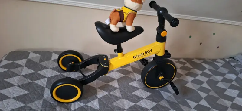 Triciclo infantil amarillo y negro - 2