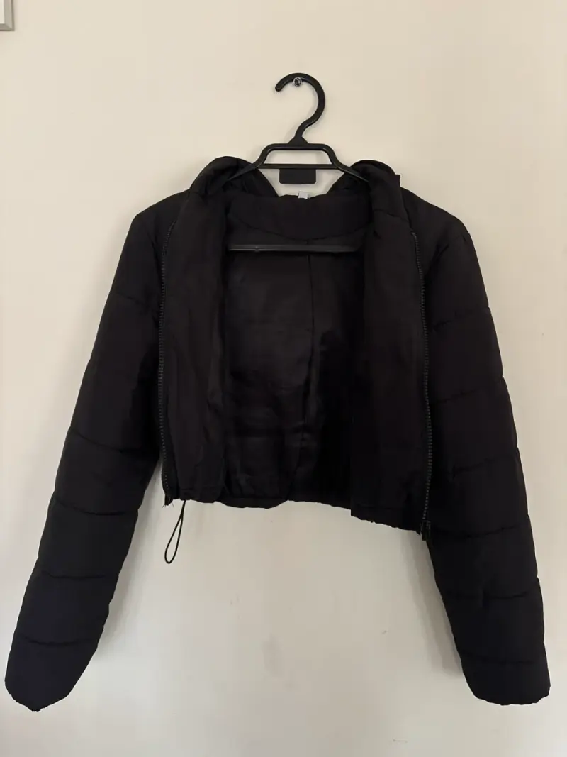 Parka corta negra con capucha - 2