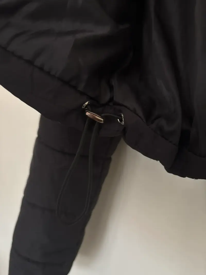 Parka corta negra con capucha - 3