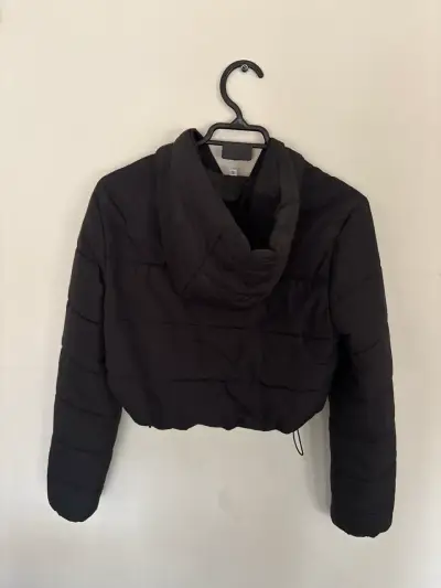 Parka corta negra con capucha - miniatura 5