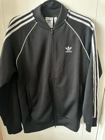 Chaqueta negra Adidas originals talla M - miniatura 1