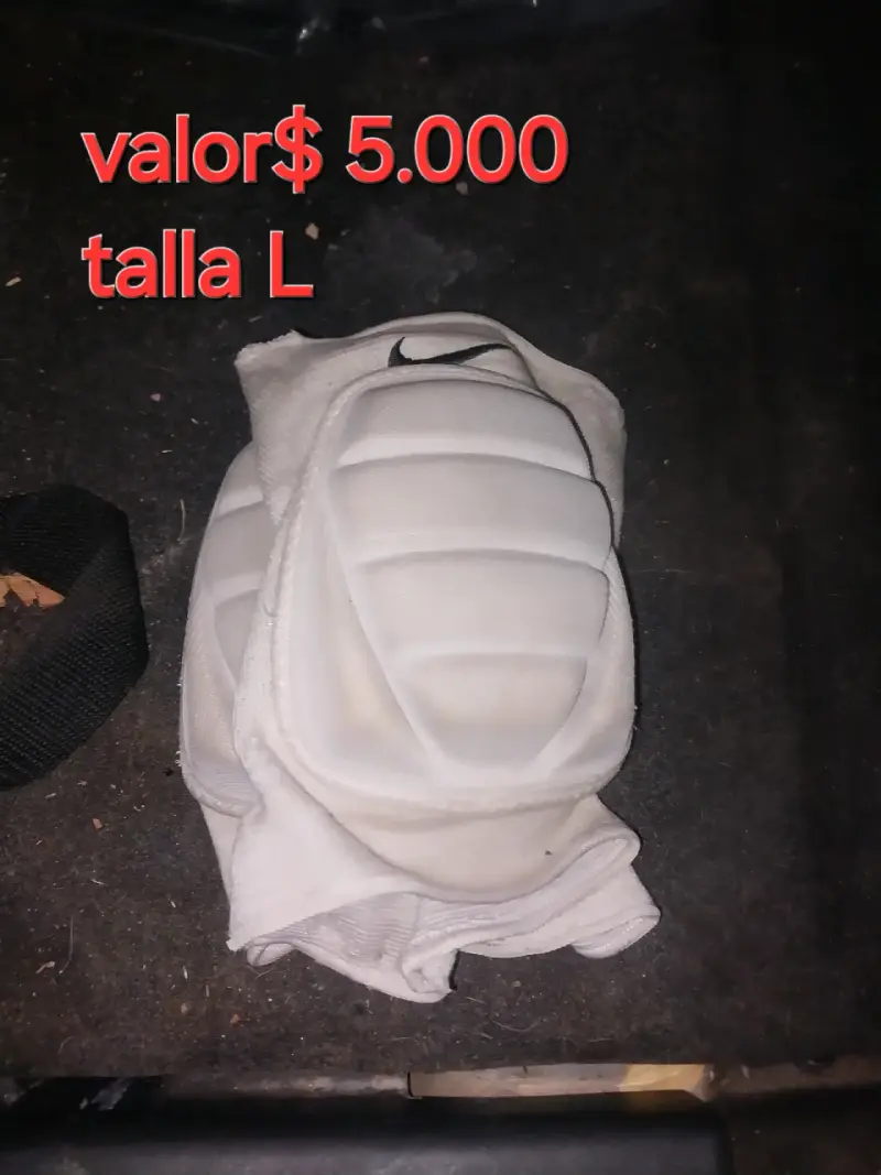 Rodilleras deportivas blancas