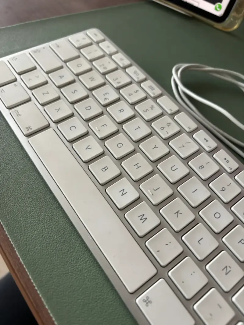 Teclado Apple USB numérico con cable