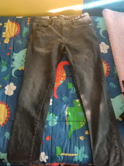 Jeans clásicos para hombre - miniatura 1