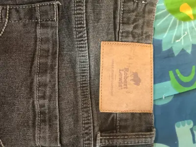 Jeans clásicos para hombre - miniatura 3