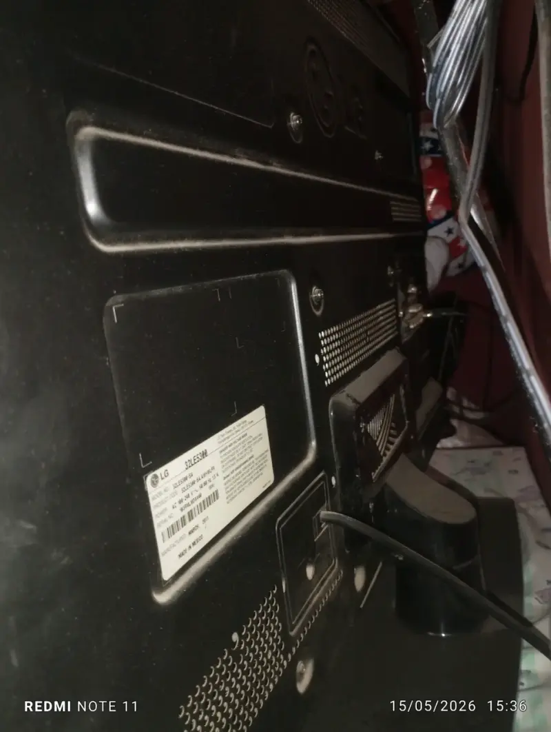 Televisor LG pantalla plana 32 pulgadas - 4