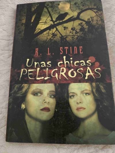 Libro 'Unas chicas peligrosas' de R. L. Stine - miniatura 1