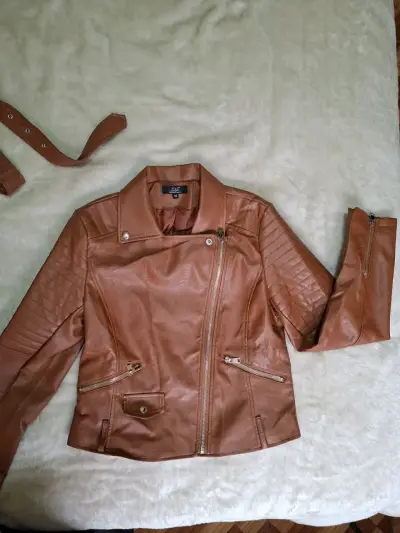 Chaqueta de cuero sintético café - miniatura 1