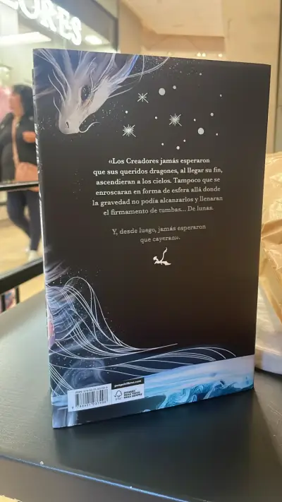 Libro hasta que caiga la luna tapa dura Original - miniatura 3