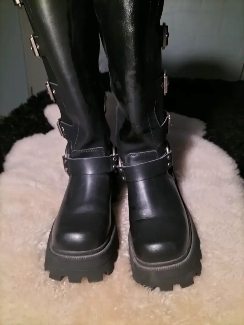 Botas negras de cuero con hebillas cmoran - 2