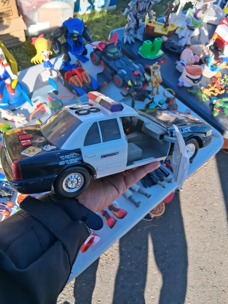 Auto de policía de juguete Tonka - 3