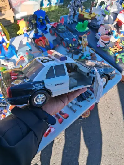 Auto de policía de juguete Tonka - miniatura 3