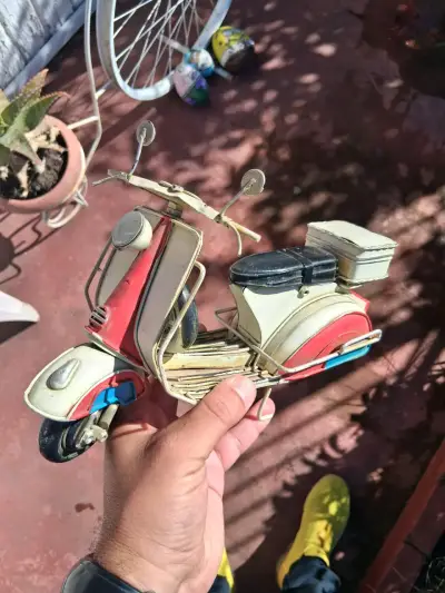 Motocicleta decorativa vintage - miniatura 5