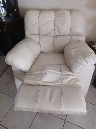 Sofá reclinable beige de 3 cuerpos + sillon indpos - miniatura 6