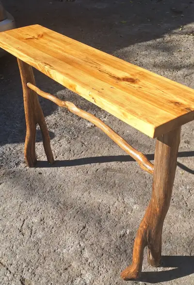 Mesa rústica de madera sólida - miniatura 1