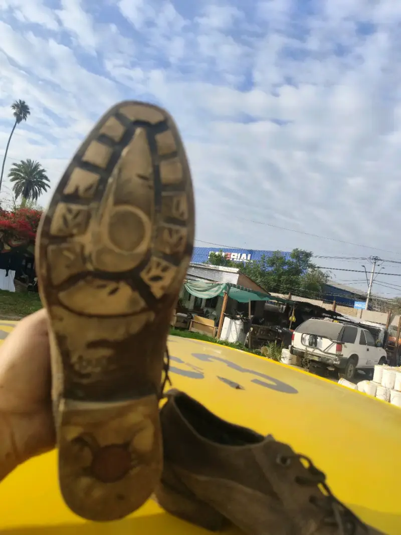 Zapatos Bugatti casuales marrones con cordones - 3