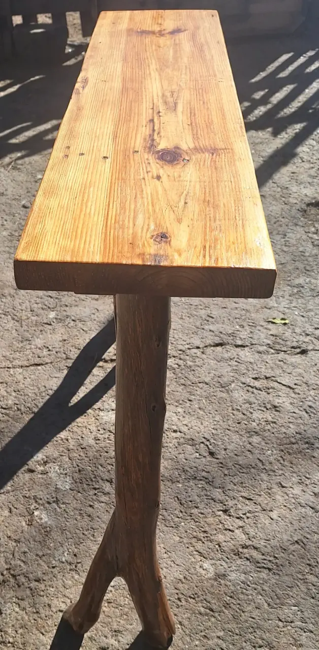 Mesa rústica de madera sólida - 3